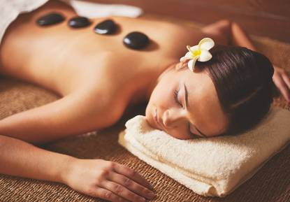 Massage aux Pierres chaudes